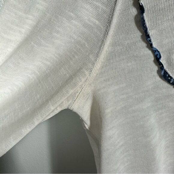 Free People Sundance Embroidered Henley Blouse Top Size Medium Bohemian Coastal - Picture 7 of 16